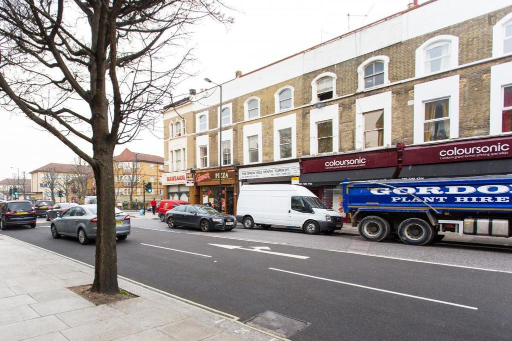 406 Harrow Pensiune Londra